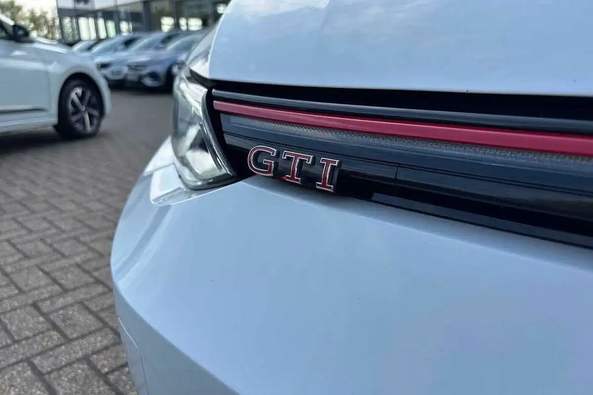 2021-volkswagen-golf-20-tsi-gti-dsg-big-29