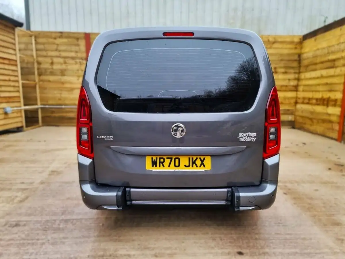 2020-vauxhall-combo-life-12i-energy-xl-110ps-big-14