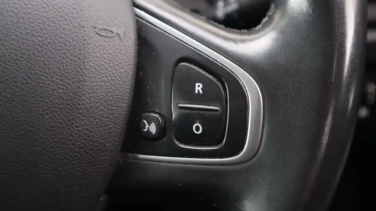 2018-renault-captur-15dci-dynamique-s-nav-90bhp-edc-auto-big-22