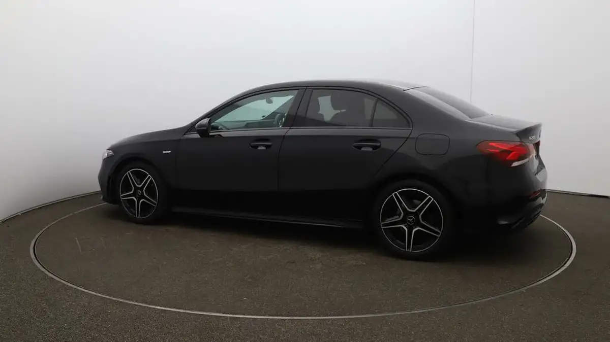 2021-mercedes-benz-a-class-13-a200-amg-line-executive-edition-saloon-4d-big-40
