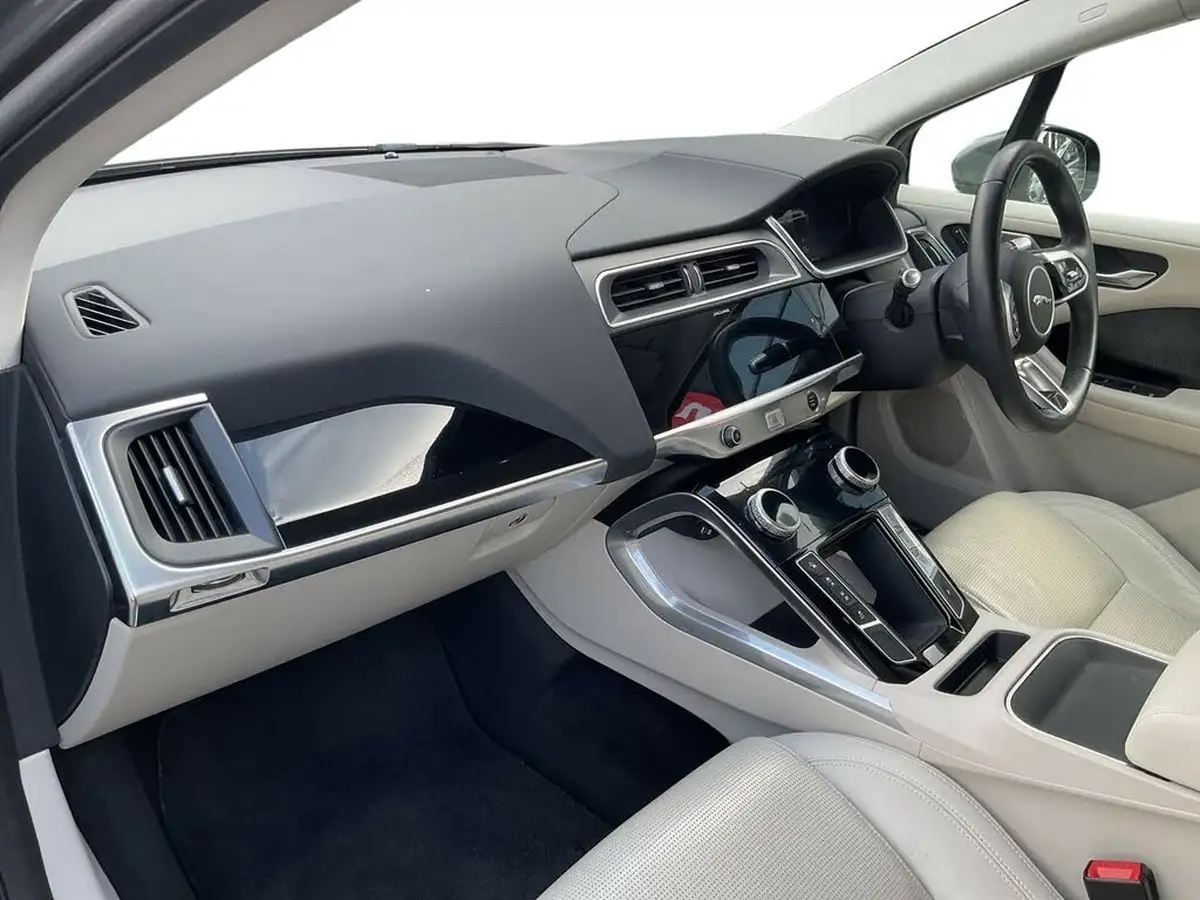 2019-jaguar-i-pace-ev400-se-big-6