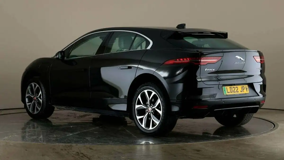 2022-jaguar-i-pace-ev400-hse-big-4