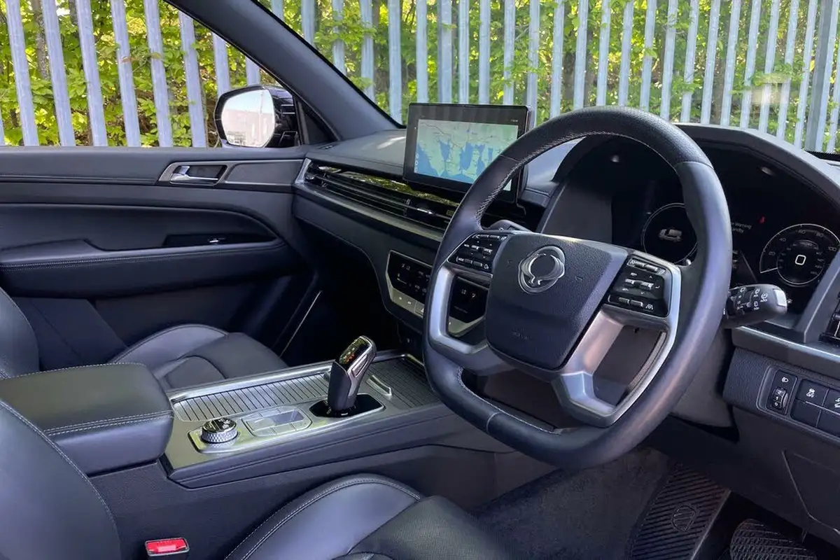 2024-kgm-ssangyong-rexton-22td-k30-big-25