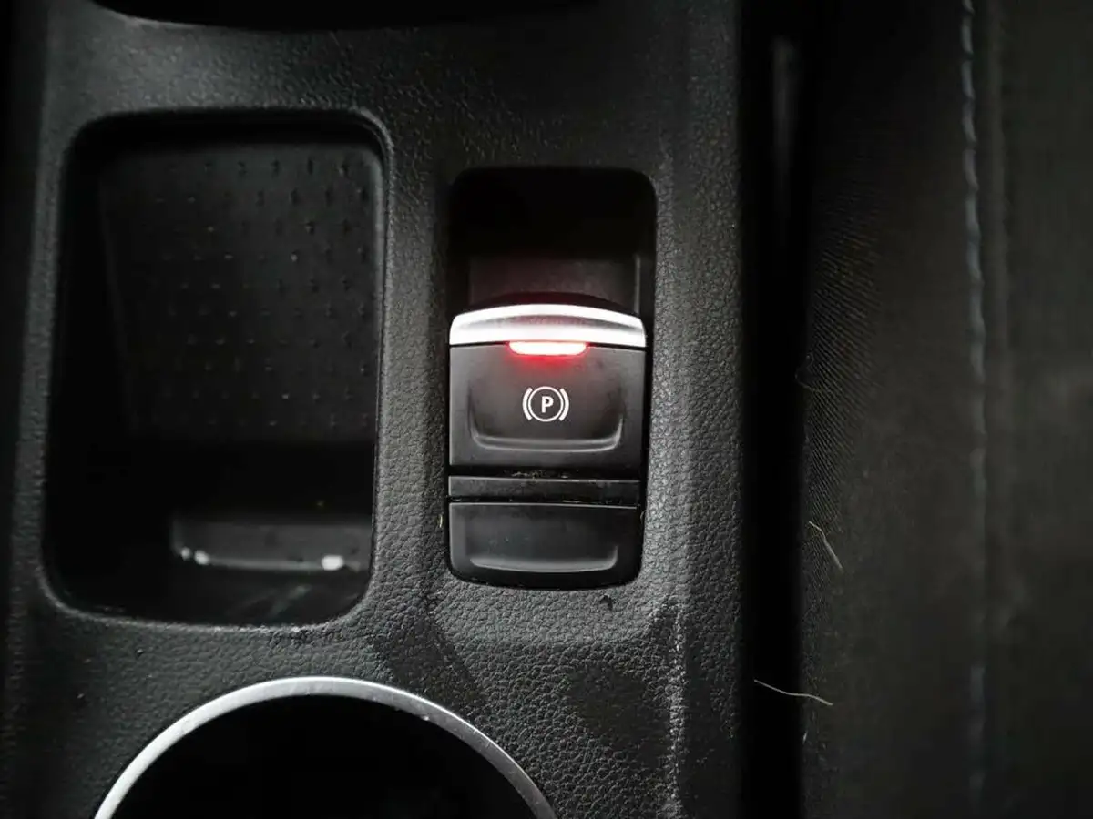 2020-renault-captur-10-tce-iconic-100bhp-big-17