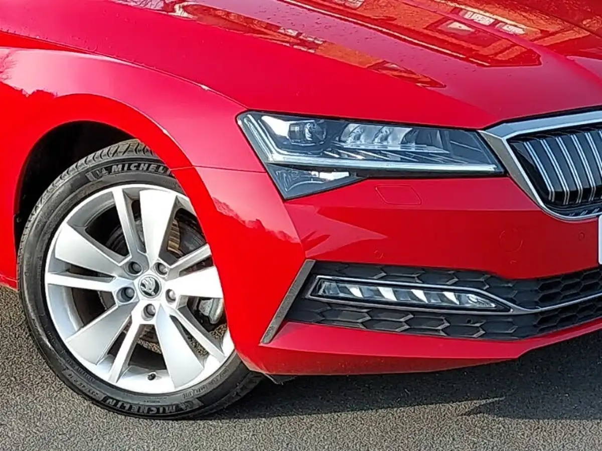 2020-skoda-superb-14-tsi-se-l-hatchback-big-8