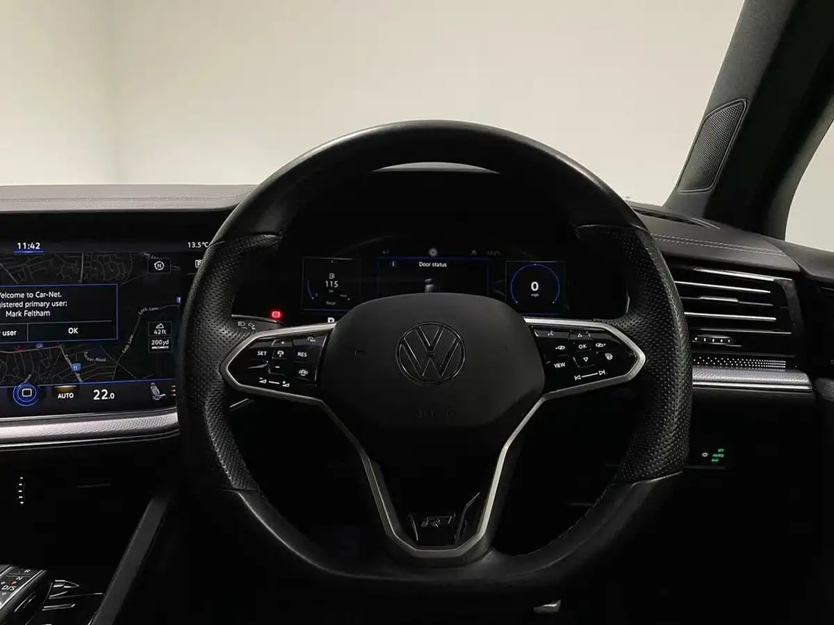 2020-volkswagen-touareg-30tdi-black-edition-286ps-big-23
