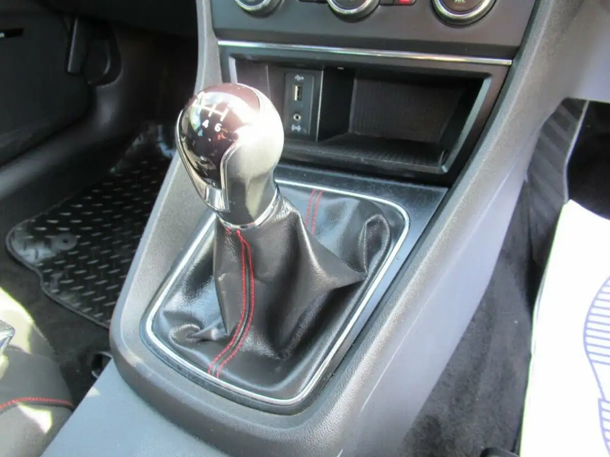 2016-seat-leon-20tdi-fr-tech-pack-150ps-sportcoupe-3d-big-27