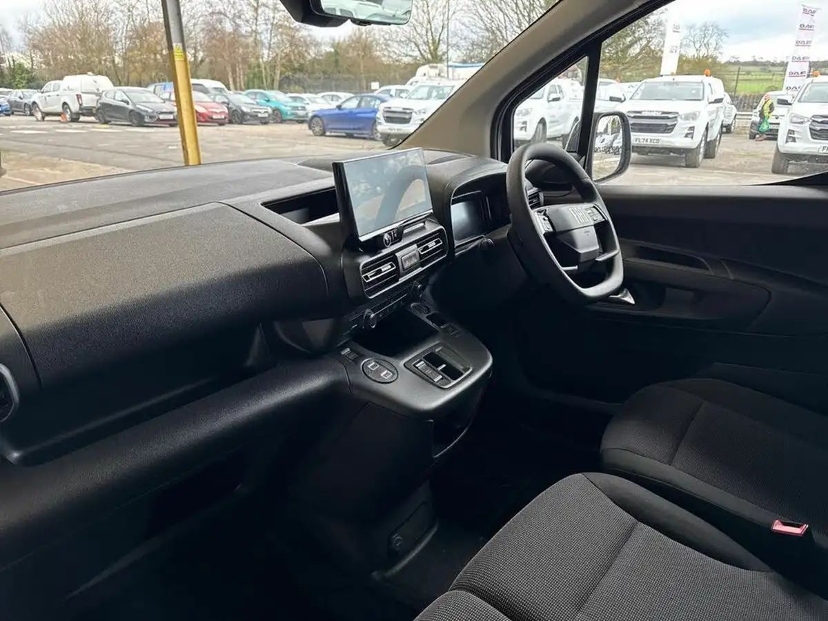 2025-fiat-doblo-big-7