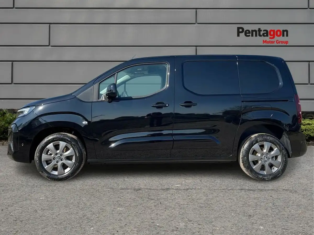 2025-vauxhall-combo-15cdti-pro-130pseu6d-big-11