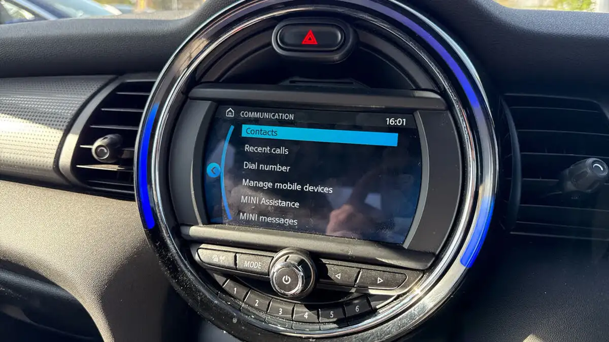 2019-mini-cooper-15-cooper-sport-hatchback-3d-auto-big-26
