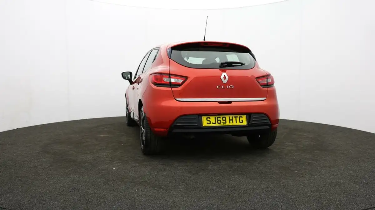 2019-renault-clio-09-tce-play-90ps-big-23