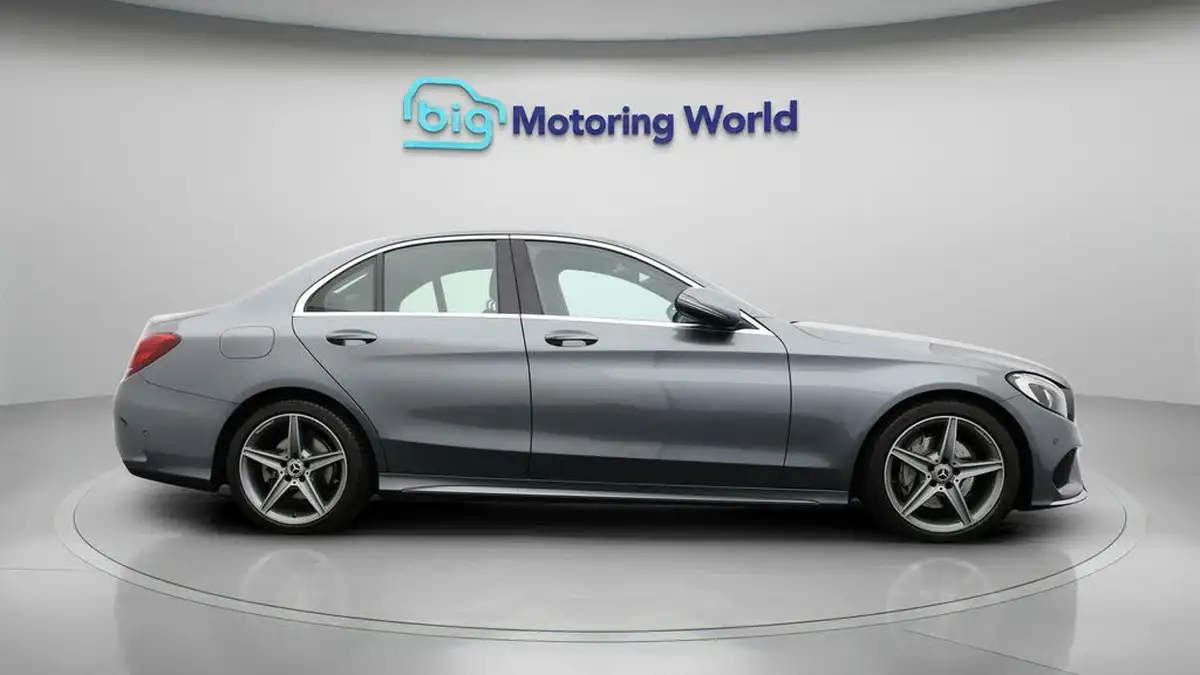 2018-mercedes-benz-c-class-21d-c220d-amg-line-ss-saloon-4d-9g-tronic-plus-big-8