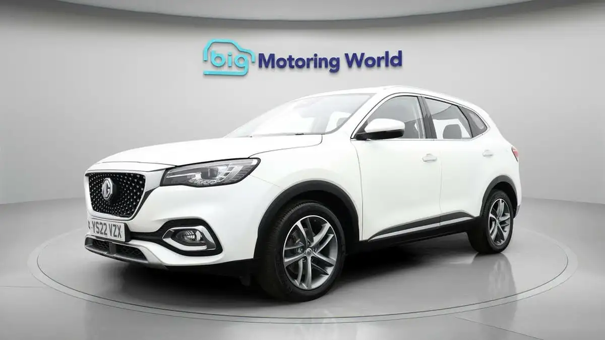 2022-mg-hs-15t-gdi-exclusive-162ps-dct-big-2