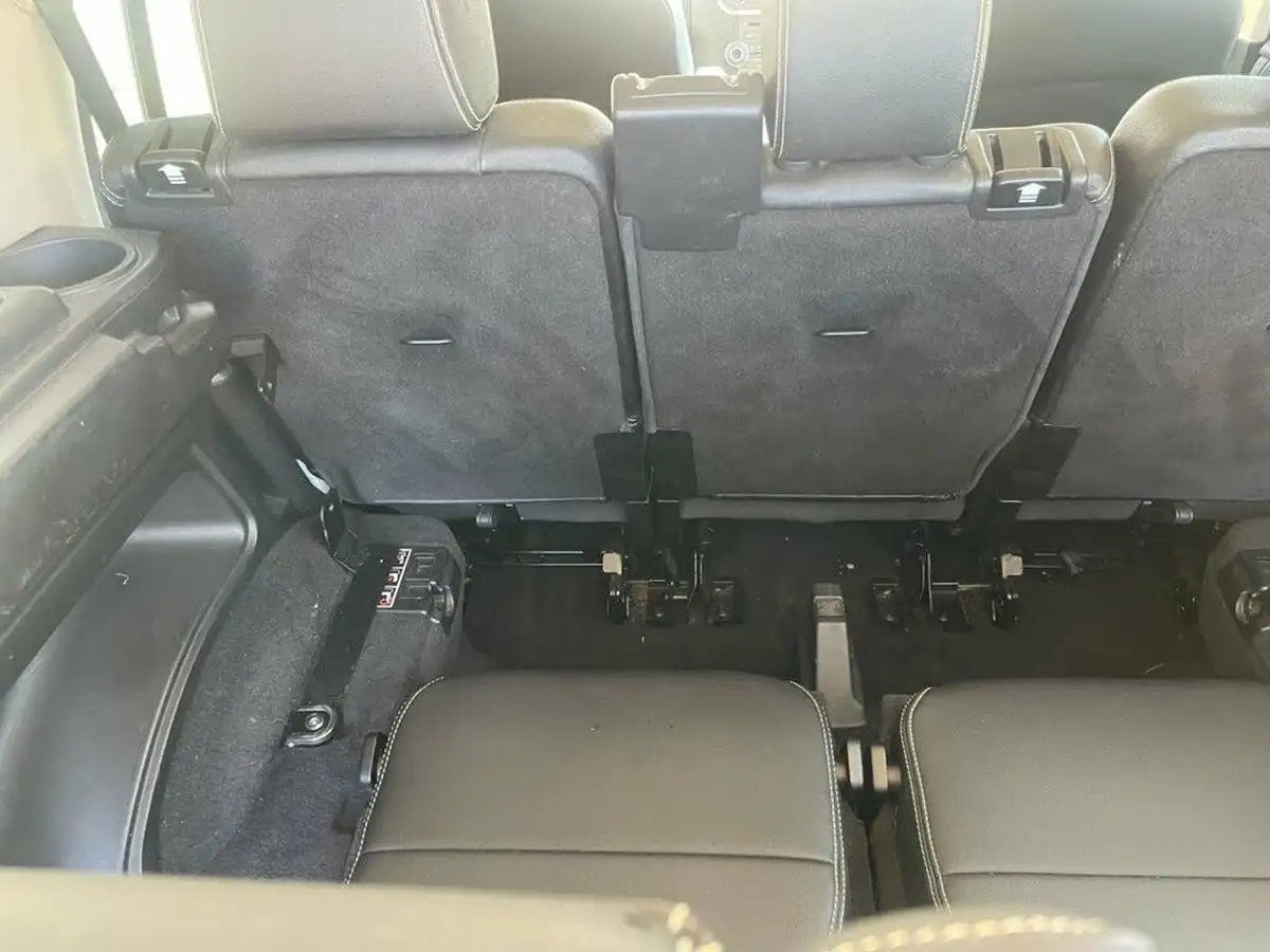 2011-land-rover-discovery-4-30td-landmark-big-72