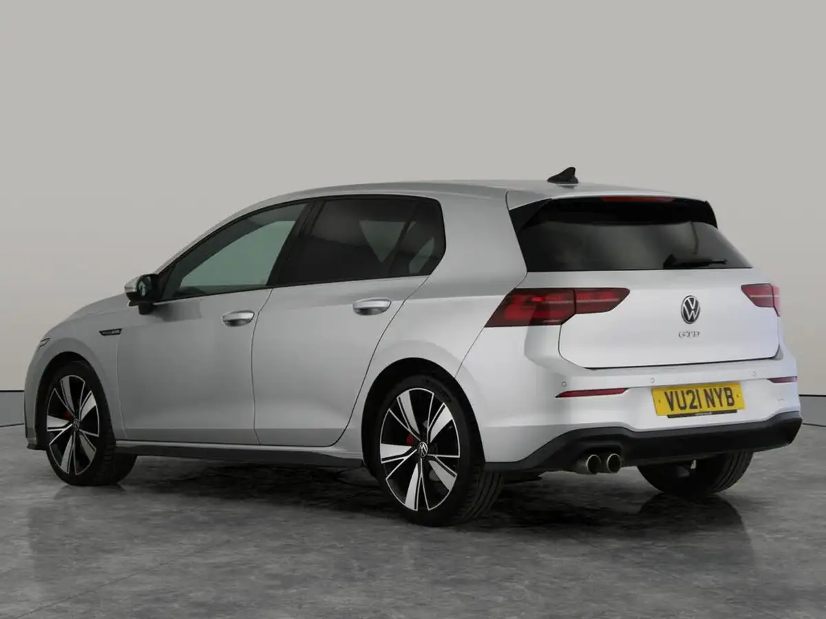 2021-volkswagen-golf-20tdi-gtd-big-7