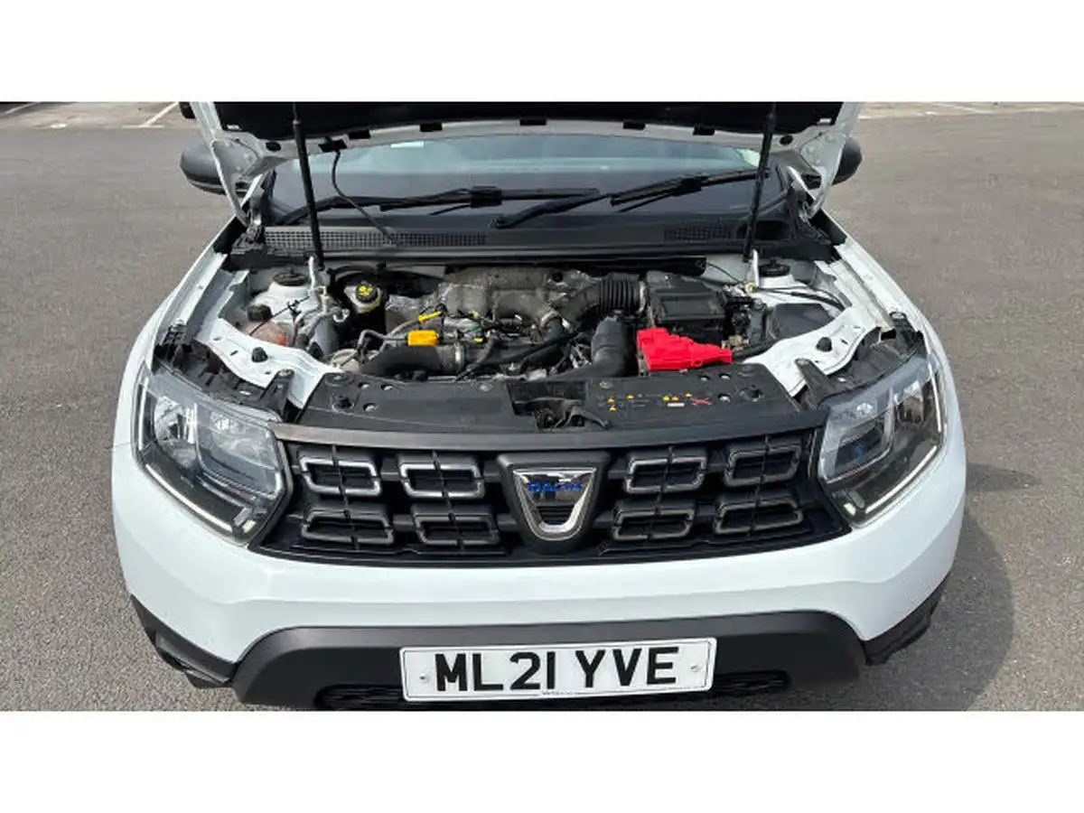2021-dacia-duster-10-tce-essential-100bhp-ss-station-wagon-5d-big-7