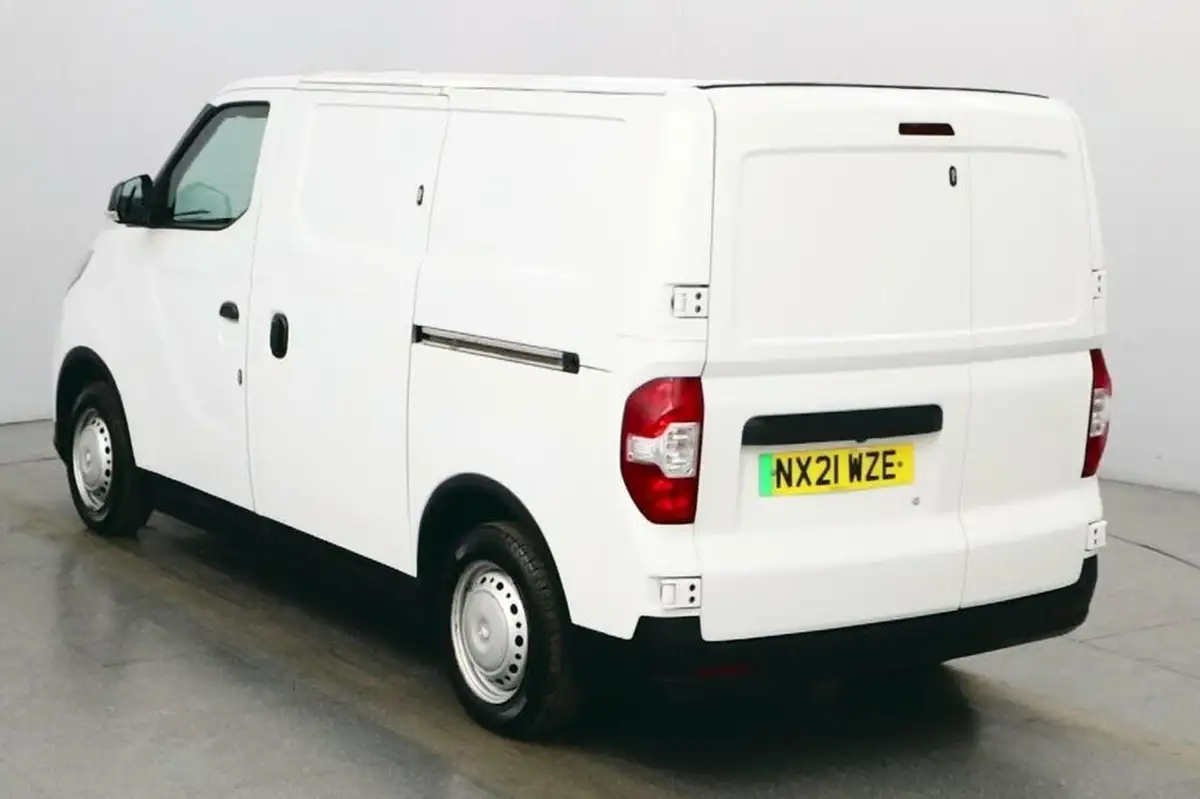 2021-maxus-e-deliver-3-e-l1h1-35kwh-big-4