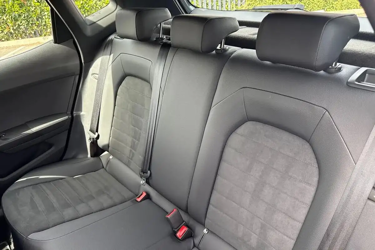 2022-seat-arona-10-tsi-xperience-big-18