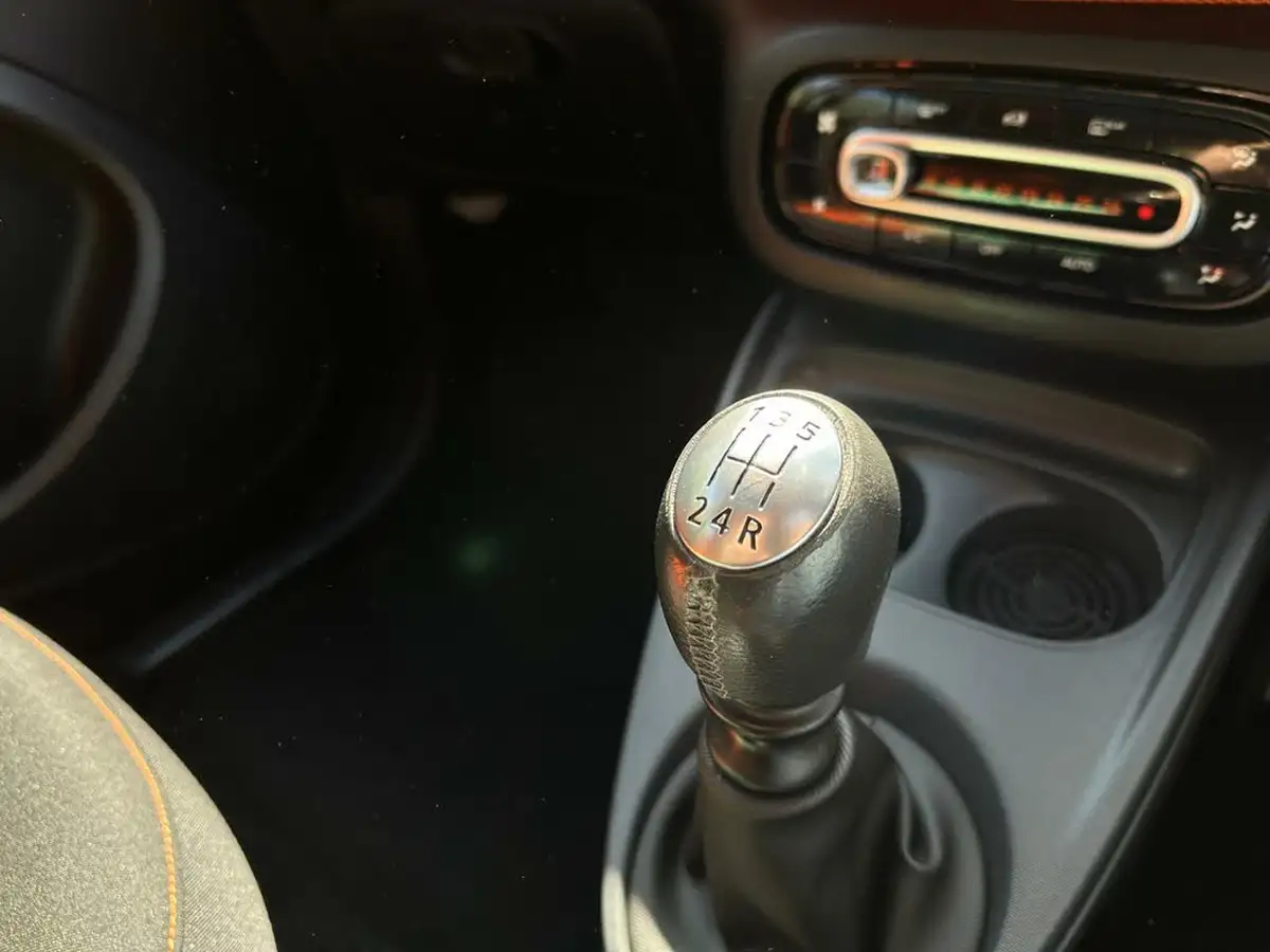 2015-smart-forfour-09-edition-1-big-4