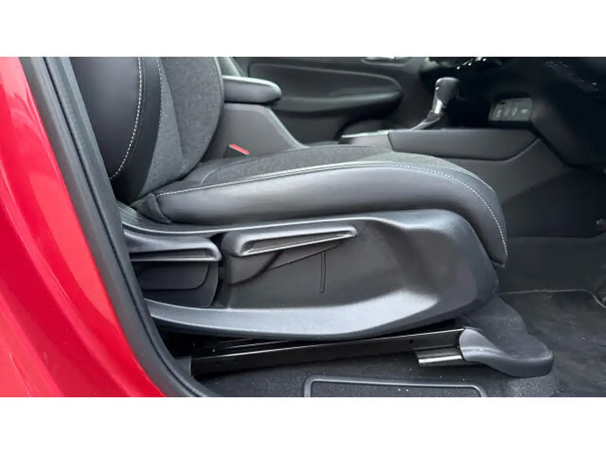 2023-honda-jazz-15-i-mmd-advance-big-26