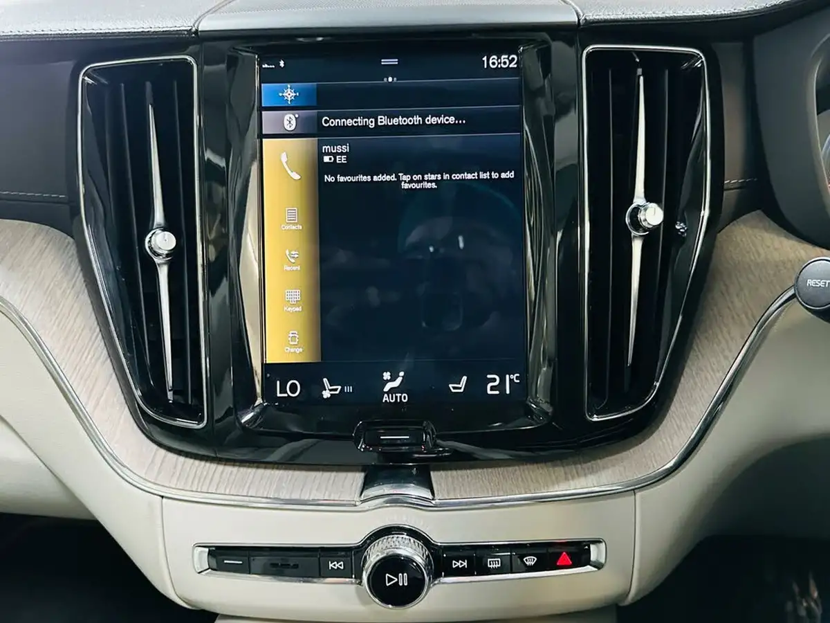 2019-volvo-xc60-20-t8-inscription-pro-ss-big-41