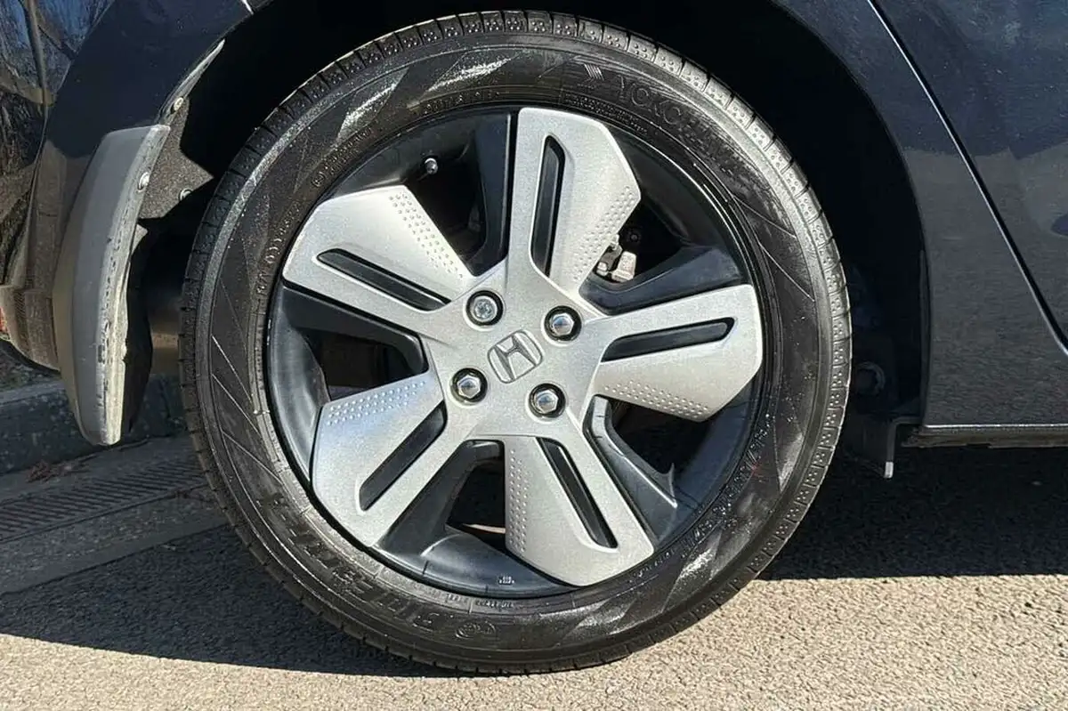 2023-honda-jazz-15-i-mmd-ex-107ps-big-8