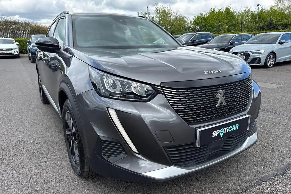 2023-peugeot-2008-suv-12-puretech-allure-premium-100bhp-big-7