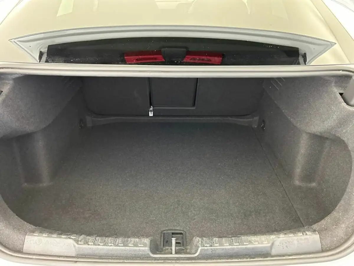 2021-audi-a3-10-30-tfsi-s-line-saloon-4d-tronic-big-24