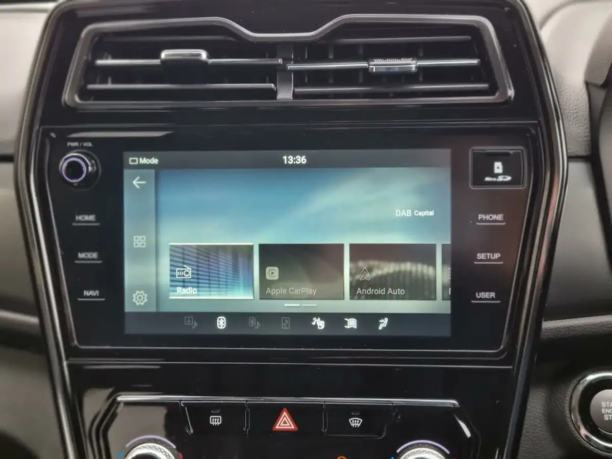 2022-kgm-ssangyong-tivoli-15-ultimate-big-31