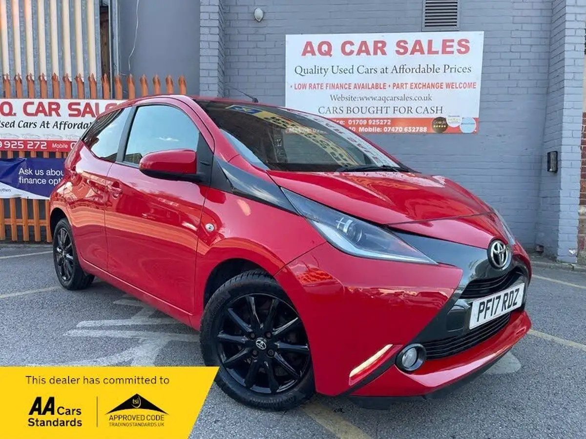 2017-toyota-aygo-10-vvt-i-x-style-68bhp-tss-x-shift-big-0
