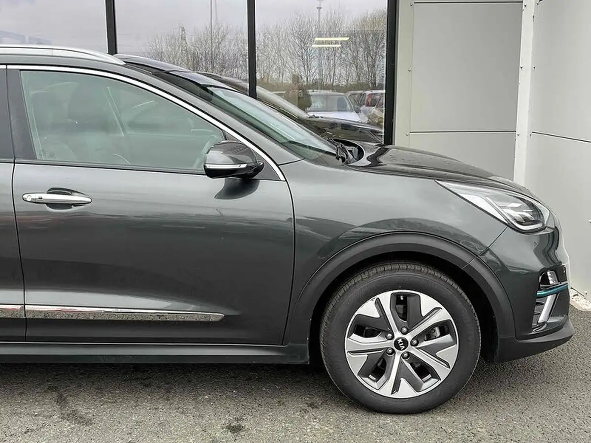 2021-kia-e-niro-ev-4-big-7