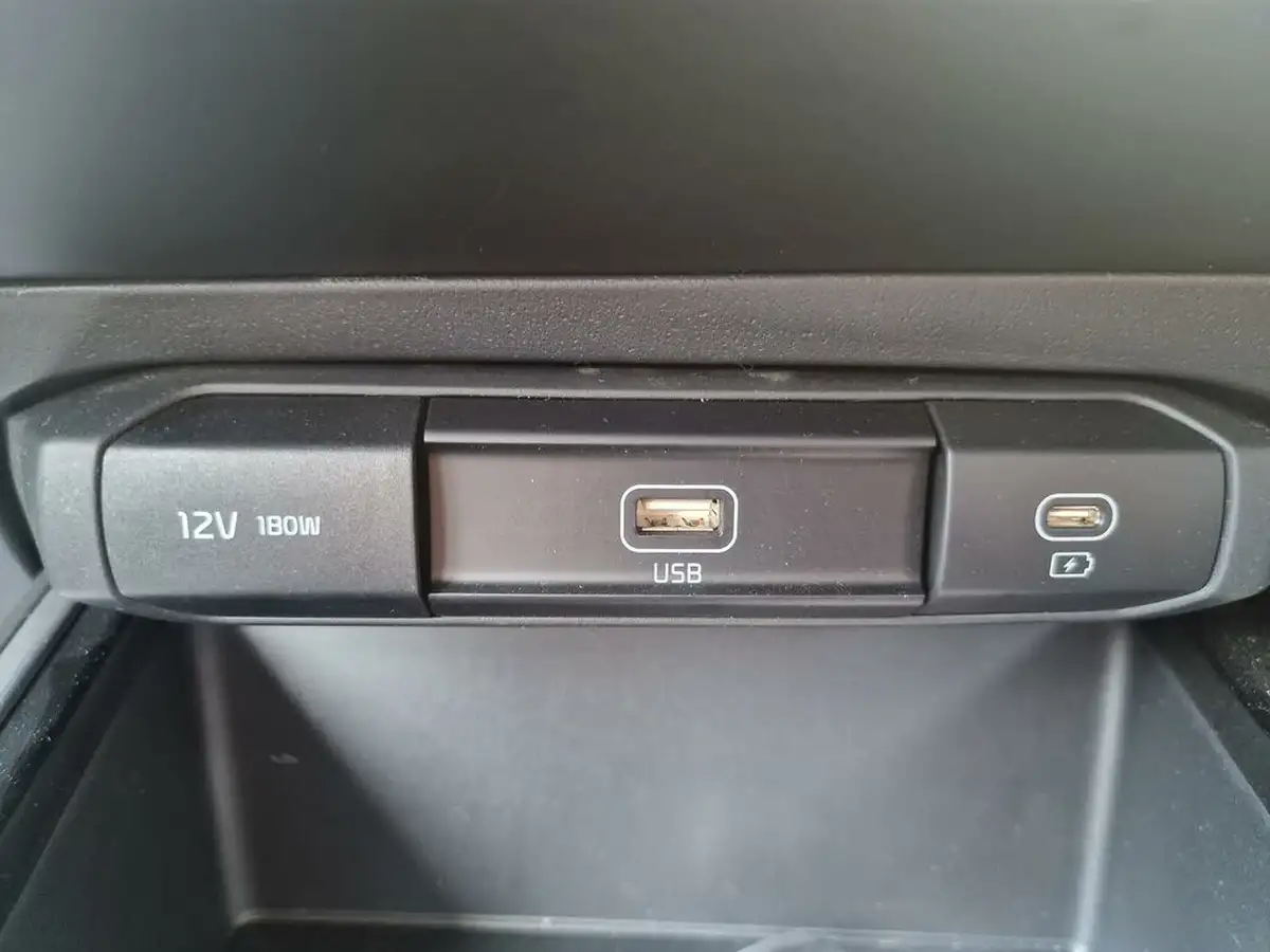 2024-kia-niro-16-gdi-139bhp-hev-132kwh-big-25