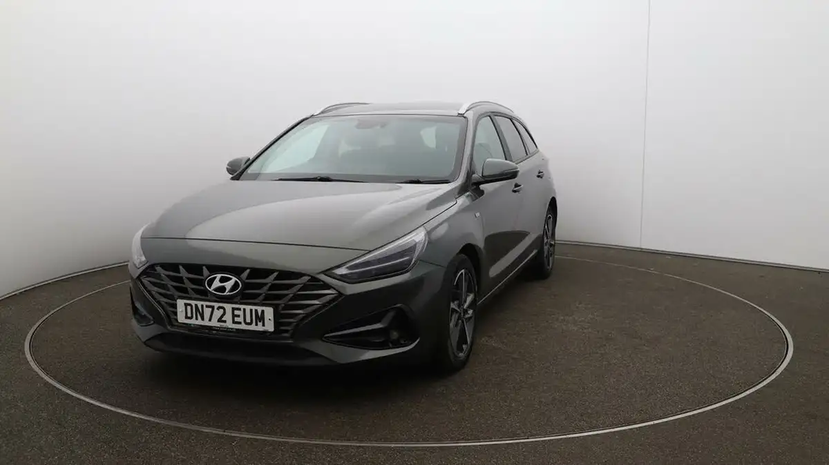 2022-hyundai-i30-10-t-gdi-premium-tourer-big-28