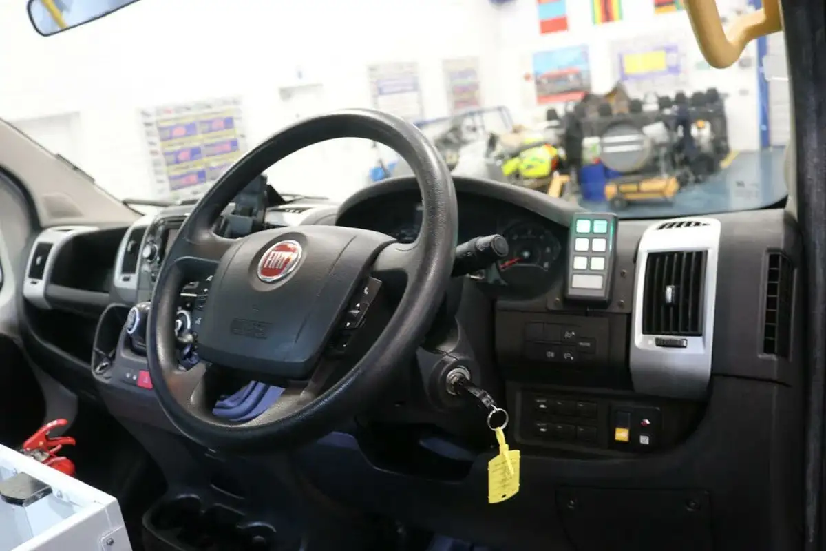 2017-fiat-ducato-23td-35-maxi-lh2-130-ii-panel-big-14