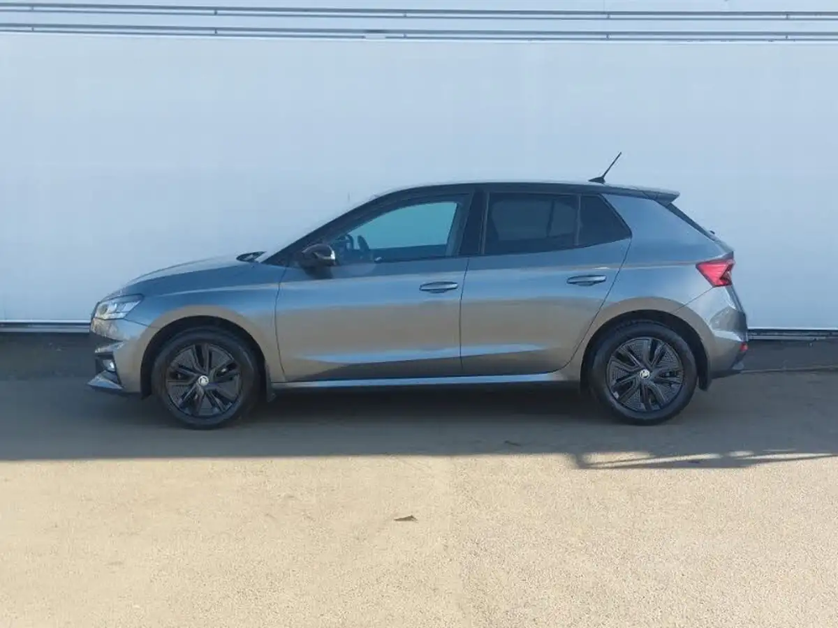 2022-skoda-fabia-10-tsi-colour-edition-109ps-big-3