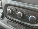2021-renault-trafic-20dci-ll30-energy-120-business-panel-small-17