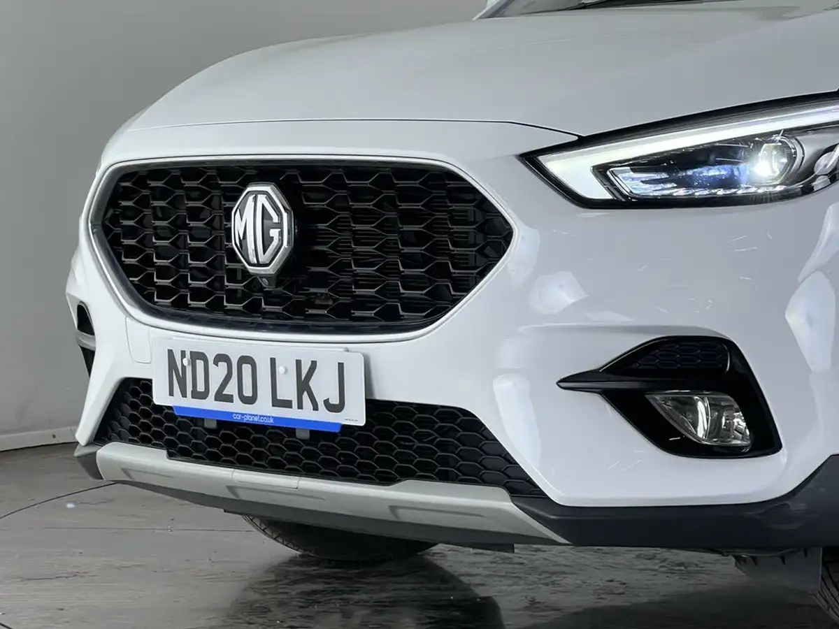 2020-mg-zs-suv-15-vti-tech-exclusive-106ps-big-38