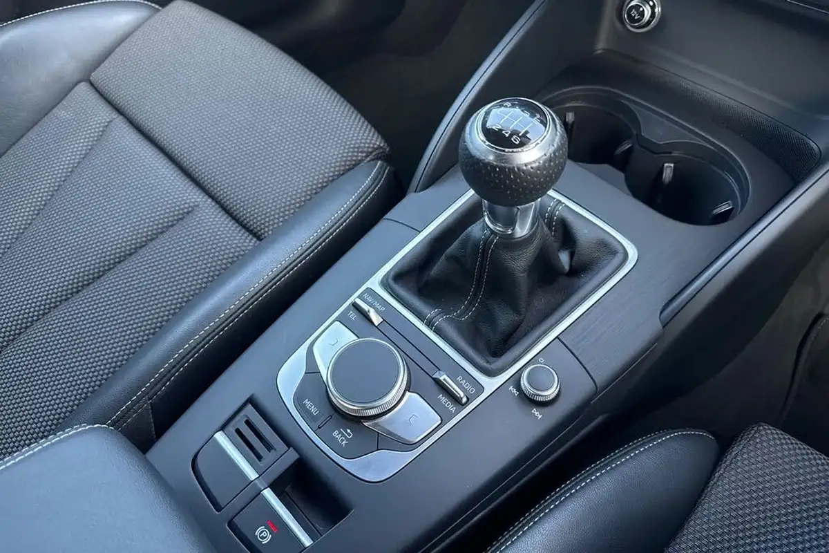 2018-audi-a3-15-tfsi-black-edition-saloon-4d-big-22