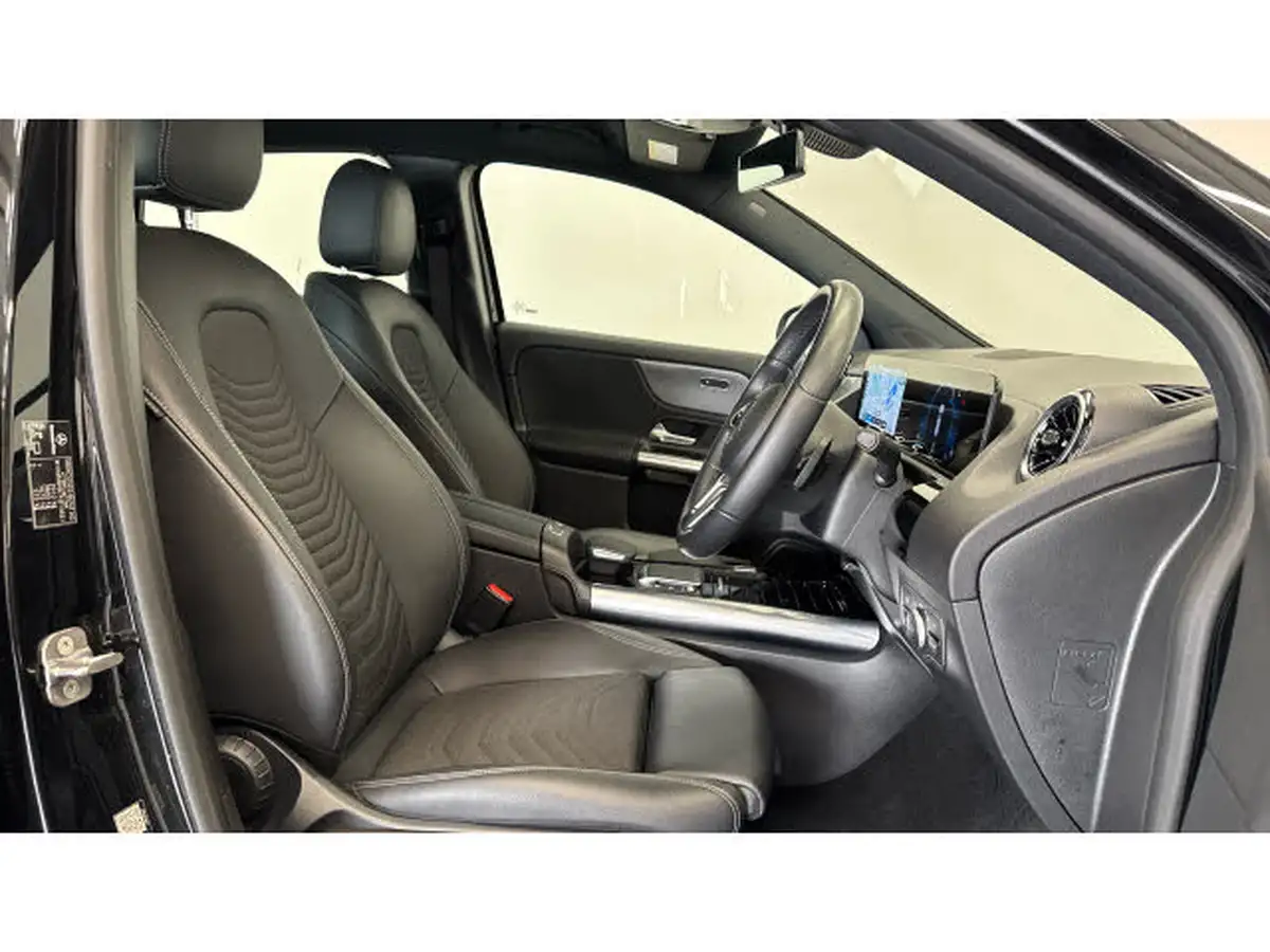 2023-mercedes-benz-gla-class-13-gla-200-sport-executive-station-wagon-big-24