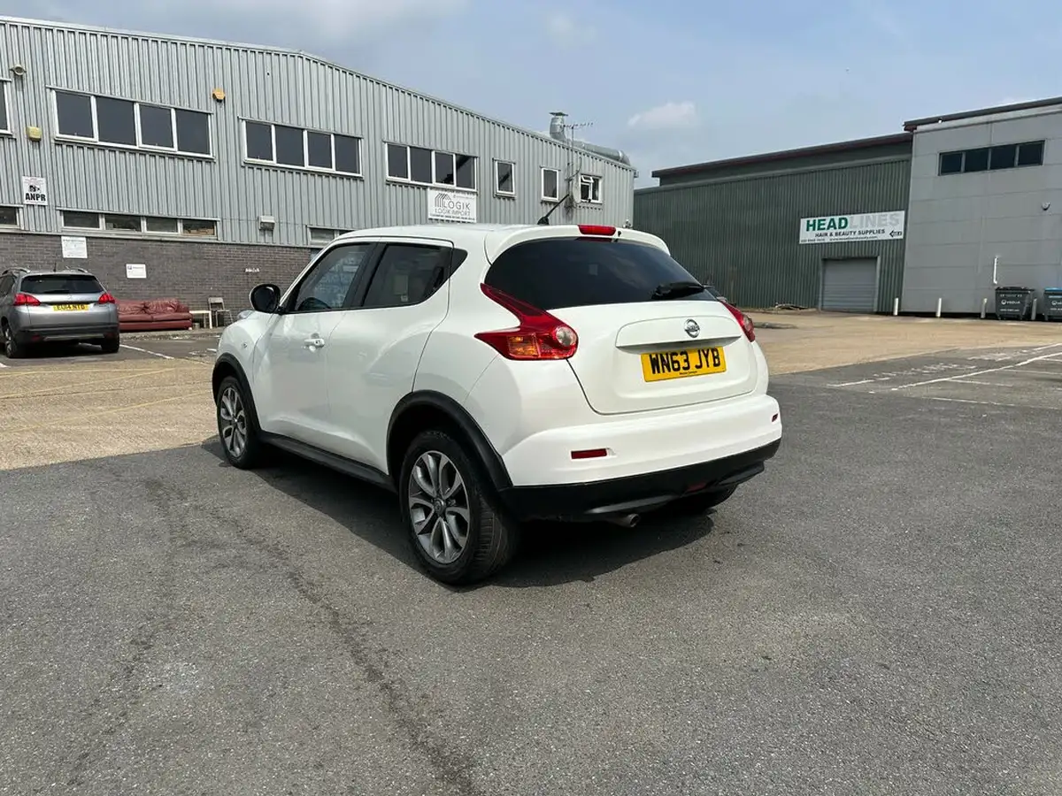 2013-nissan-juke-16-tekna-16v-1598cc-cvt-big-1