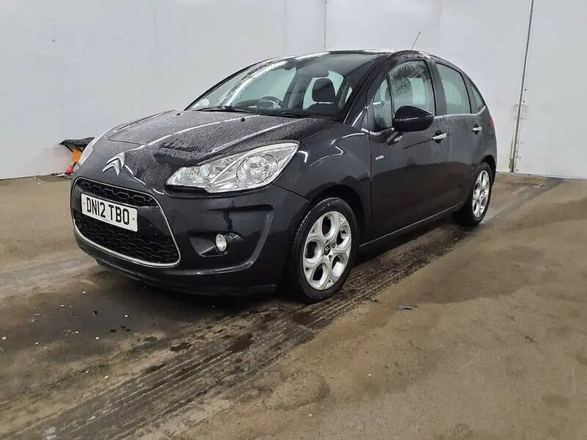 2012-citroen-c3-16-exclusive-vti-120ps-auto-big-2