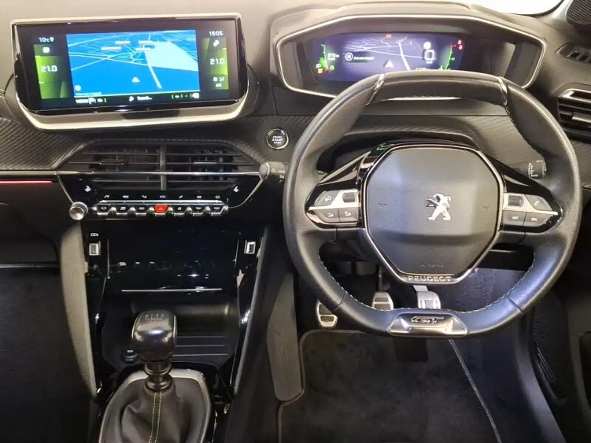 2021-peugeot-208-12-puretech-gt-premium-100bhp-big-6