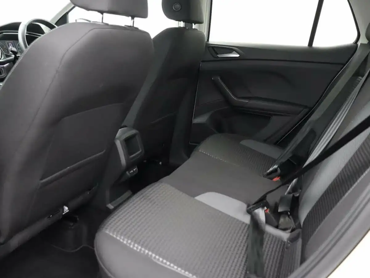 2021-volkswagen-t-cross-10-tsi-active-110ps-dsg-big-9
