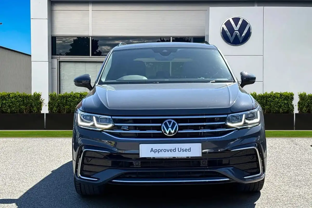 2023-volkswagen-tiguan-15-tsi-r-line-edition-big-5