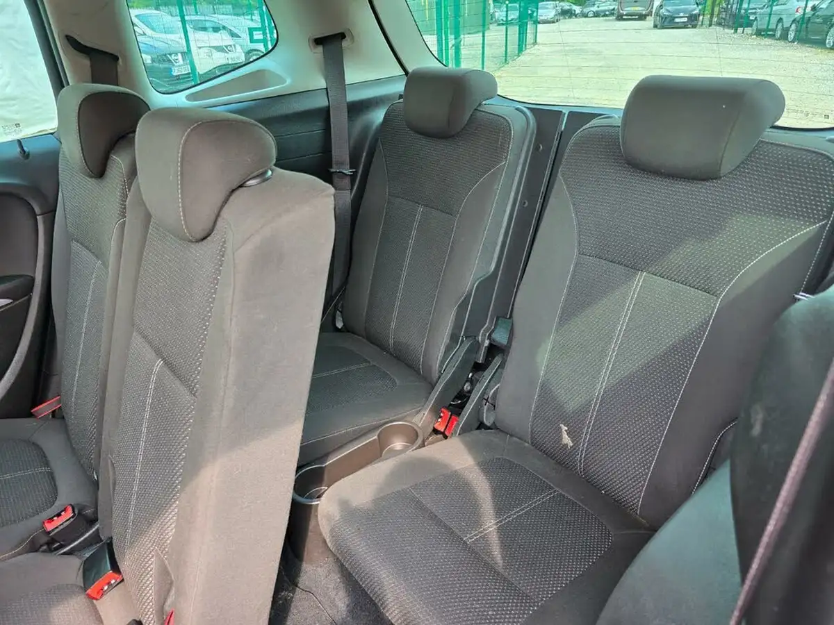 2017-vauxhall-zafira-tourer-14i-16v-turbo-sri-nav-leather-pk-auto-big-28
