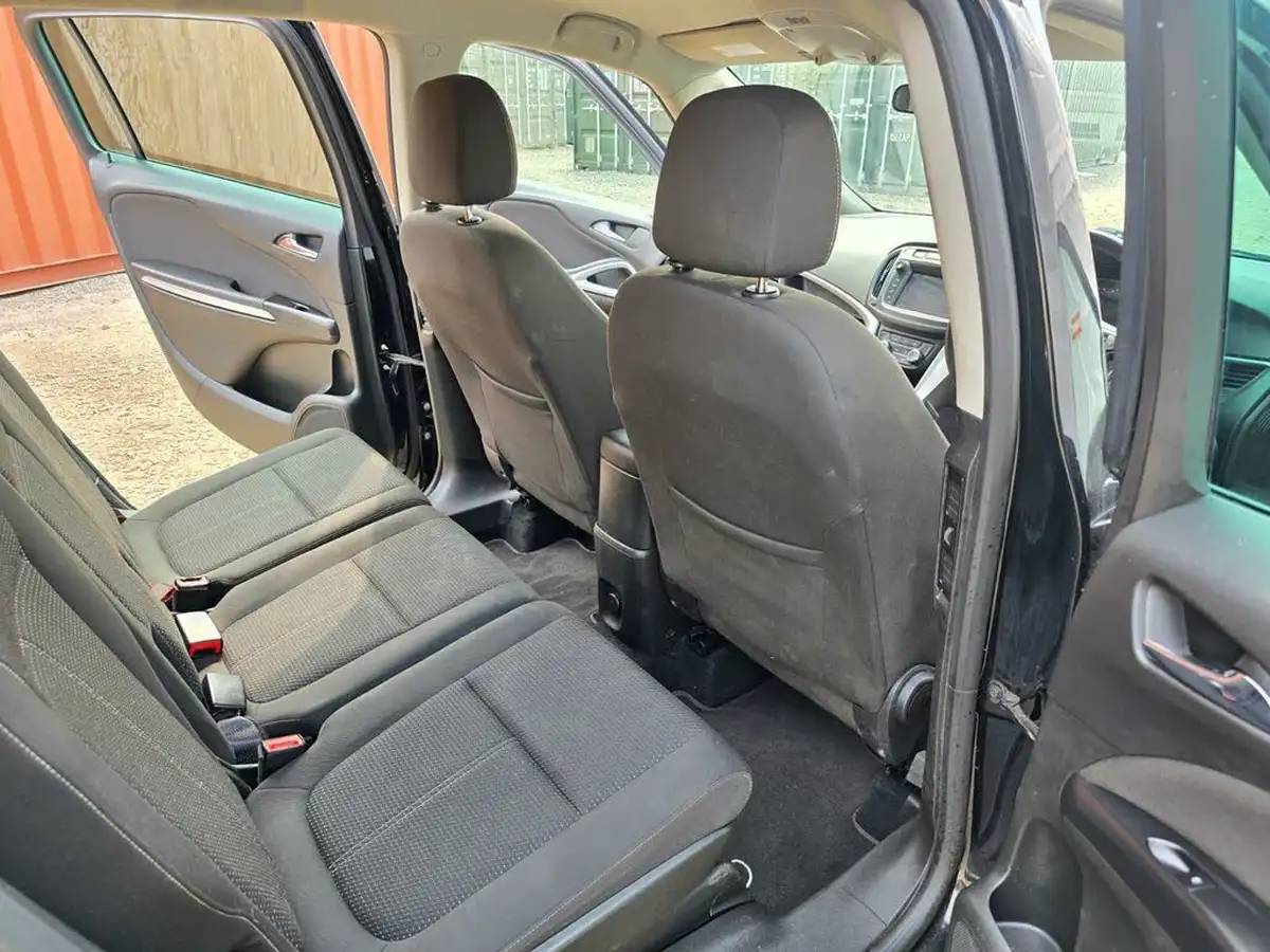 2017-vauxhall-zafira-tourer-14i-16v-turbo-sri-nav-leather-pk-auto-big-24