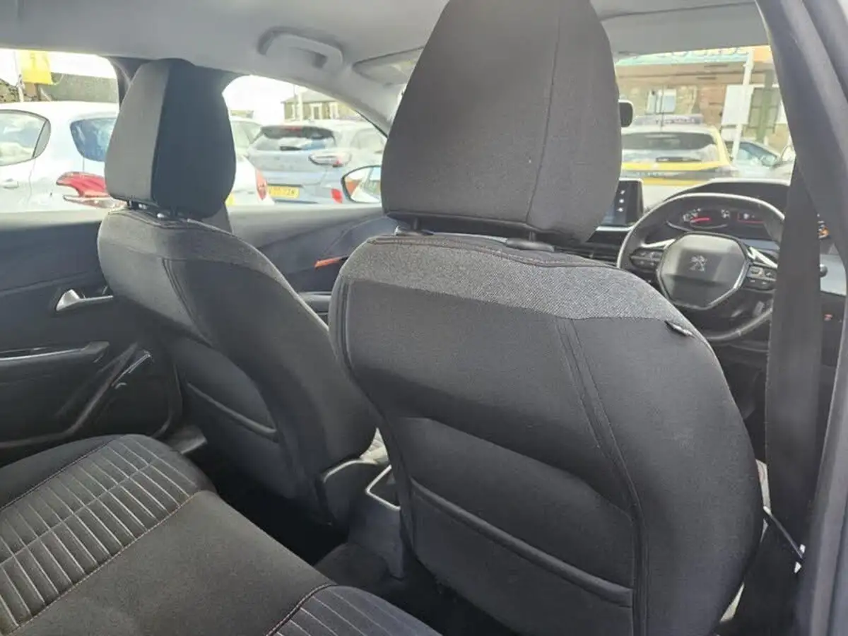 2020-peugeot-208-12-puretech-active-75bhp-big-16