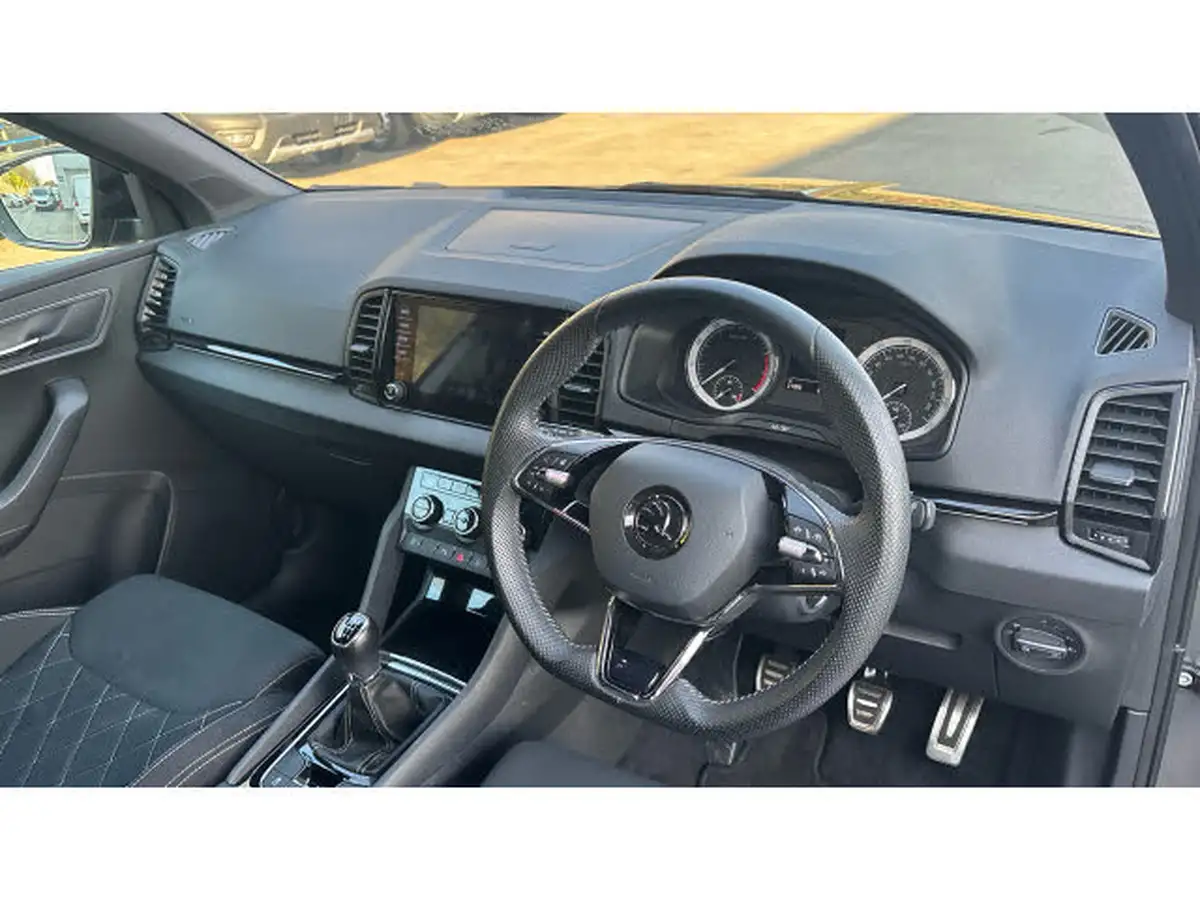 2022-skoda-karoq-15-tsi-sportline-big-10