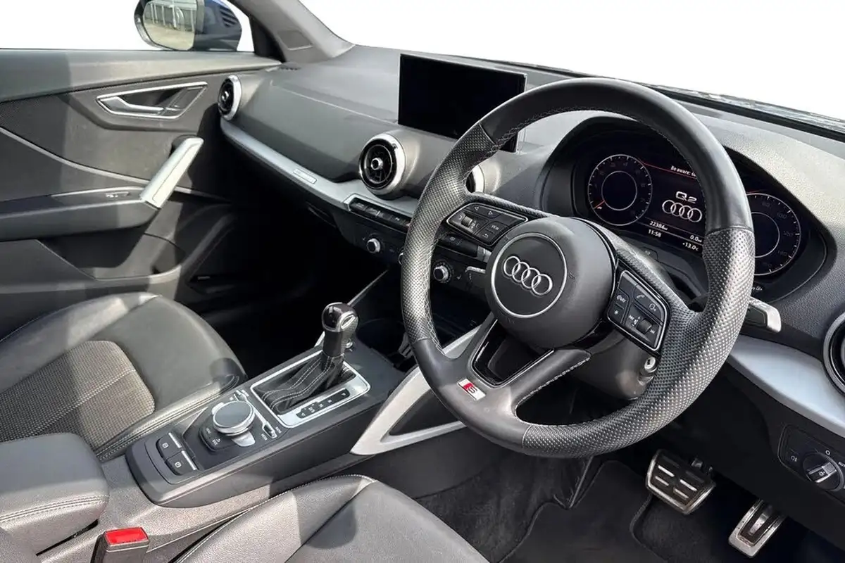 2022-audi-q2-15-35-tfsi-s-line-tronic-big-6