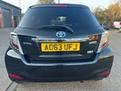 2014-toyota-yaris-15-vvt-i-icon-hybrid-small-21